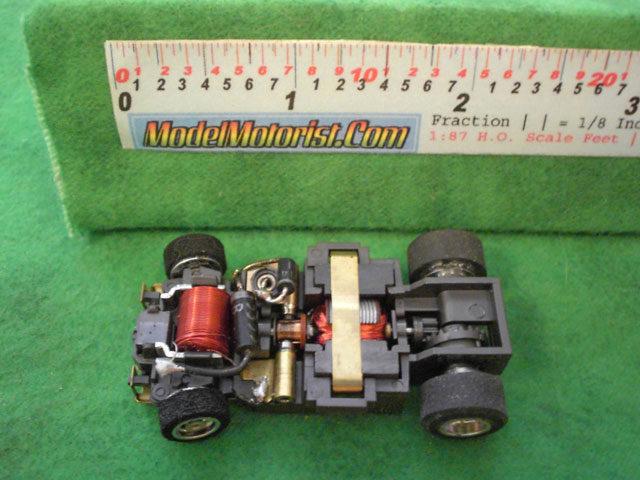 Top view of Aurora Ultra 5 B HO Slotless Car Chassis