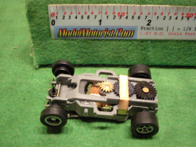 Top view of Auto World X-Traction Ultra G (gray)