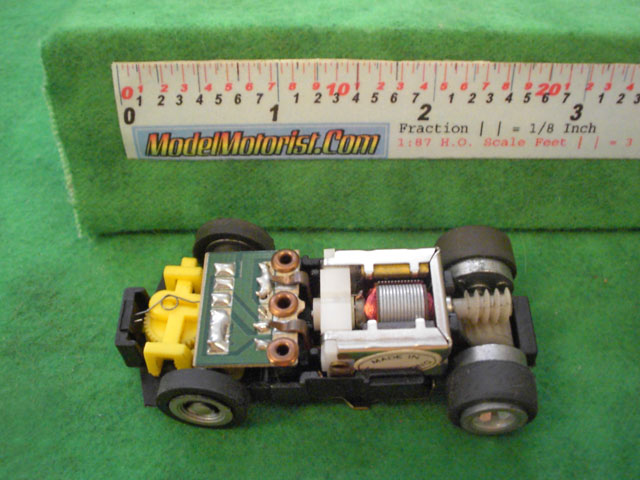 Top view of Ideal Zig-Zag Jam HO Slotless Car Chassis