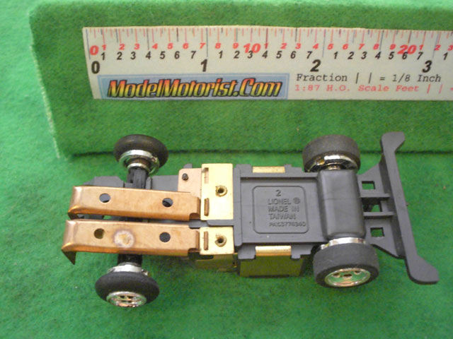 Bottom view of Lionel Power Passers A HO Slotless Car Chassis